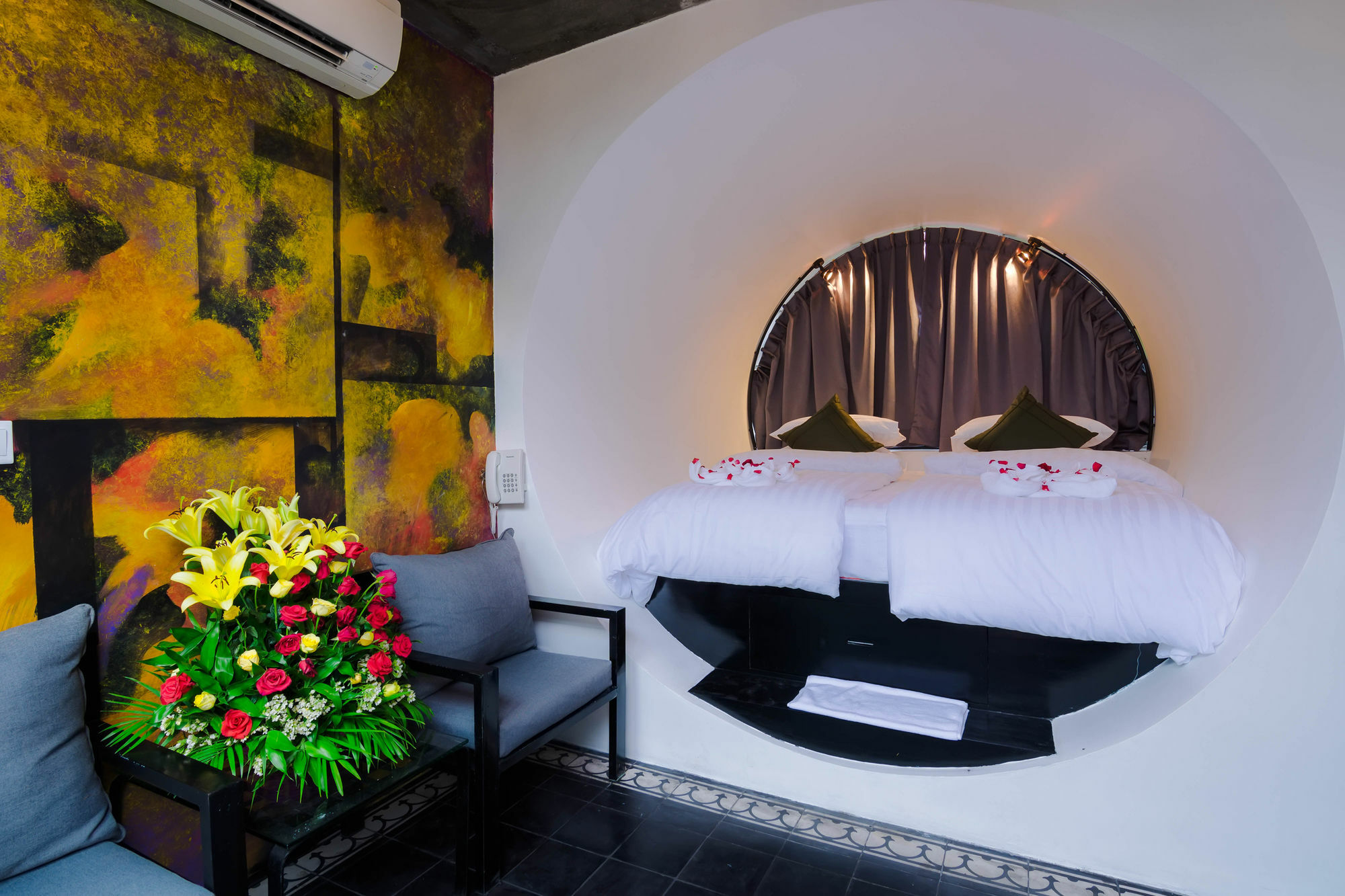 ริง บูทิก โฮเต็ล Hotel เสียมราฐ ภายนอก รูปภาพ